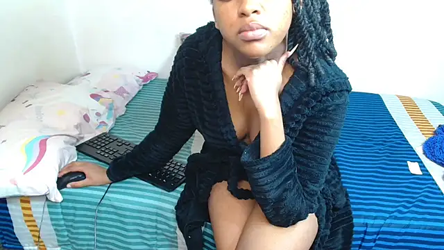 SinfullyForbiddeno7 online show from 11-02-25, 04:15