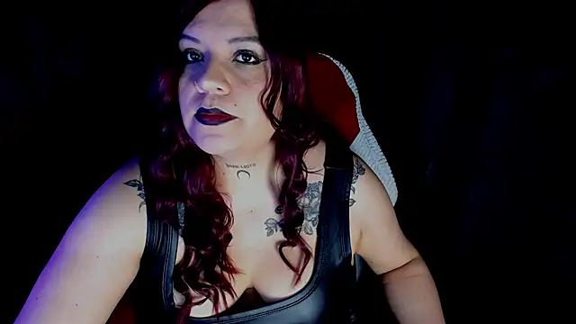 Snapshot of Moon_Dark520 chatting on 10-30-25, 04:47 Moon Dark520 online show from 10-30-25, 04:47