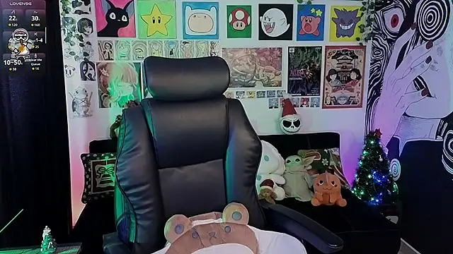 Yuhwan  online show from 12-22-25, 03:31