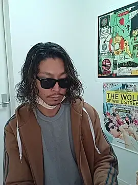 specialz0831 online show from 10-31-25, 11:17