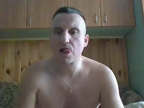 Snapshot of Maksymilian1 chatting on 10-11-25, 11:31 Maksymilian1 online show from 10-11-25, 11:31