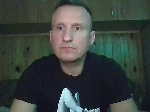 Maksymilian1 online show from 01-14-26, 04:01