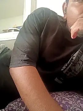 aarav 013 online show from 04-21-26, 03:24