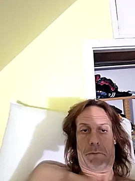 Danny19867 online show from 11-11-25, 05:18