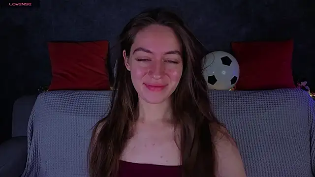 Agnes Wells online show from 06-21-26, 01:08