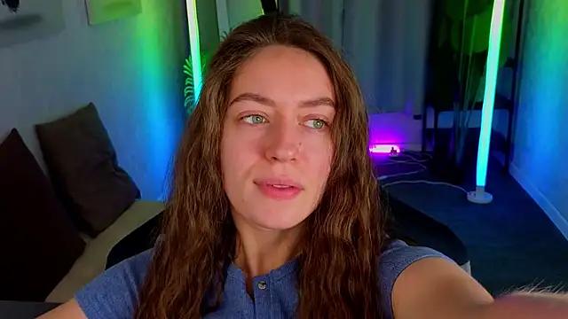 Agnes Wells online show from 07-27-26, 01:34