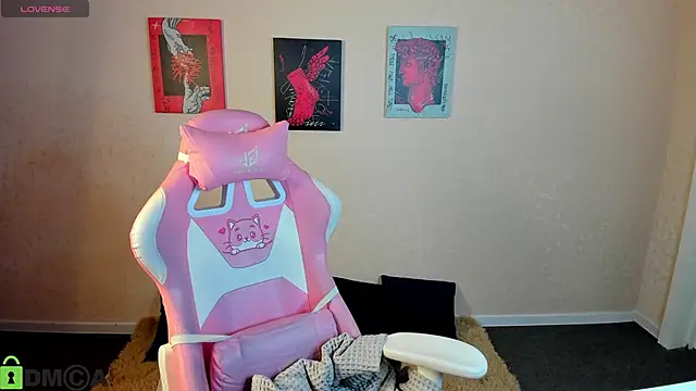 Casey Sweeet online show from 10-11-25, 12:54