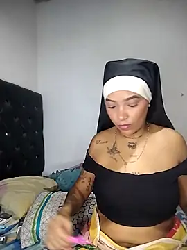 Snapshot of Vale_Nikol21 chatting on 12-20-25, 01:23 Vale Nikol21 online show from 12-20-25, 01:23