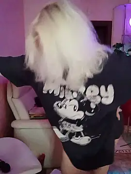 SquirtMilf00 online show from 03-17-26, 03:11