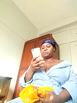 Snapshot of AcetousAbb chatting on 04-25-26, 01:41 AcetousAbb online show from 04-25-26, 01:41