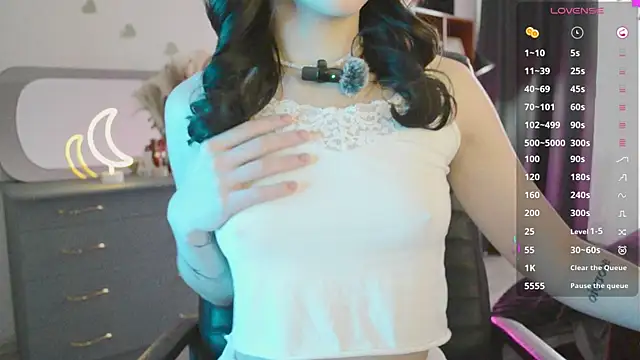 KendalHottt online show from 10-24-25, 04:53