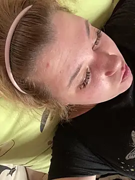 Kemeli008 online show from 09-22-25, 05:09