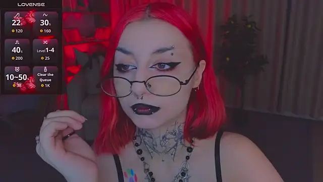 Snapshot of Mistress__Marcelline chatting on 07-08-26, 01:32 Mistress Marcelline online show from 07-08-26, 01:32