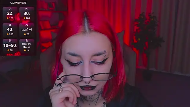 Snapshot of Mistress__Marcelline chatting on 07-16-26, 02:06 Mistress Marcelline online show from 07-16-26, 02:06