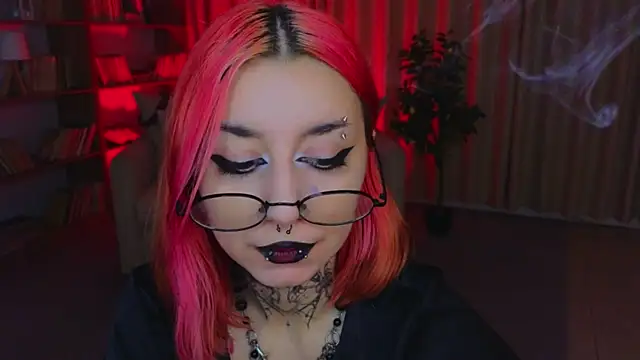 Snapshot of Mistress__Marcelline chatting on 07-30-26, 01:59 Mistress Marcelline online show from 07-30-26, 01:59