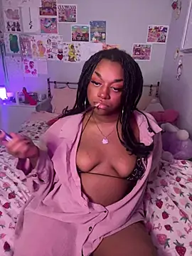 XKimmyGreen online show from 03-23-26, 06:06