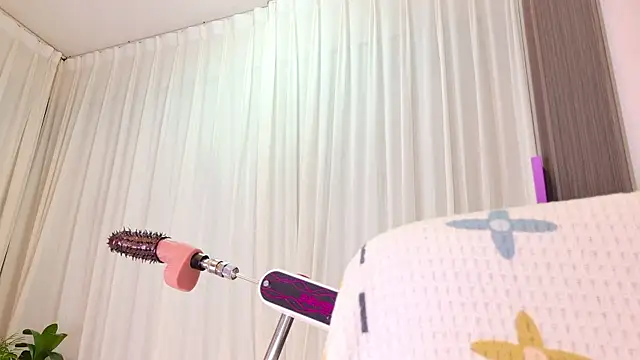 B-Yaya online show from 06-20-26, 01:03