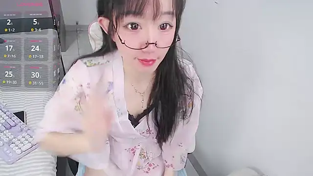 Angela-AMY online show from 12-19-25, 03:02