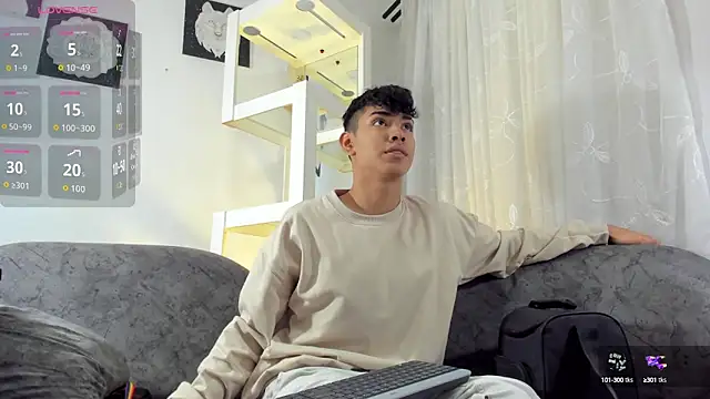 LoganTwink18 online show from 09-17-25, 01:24