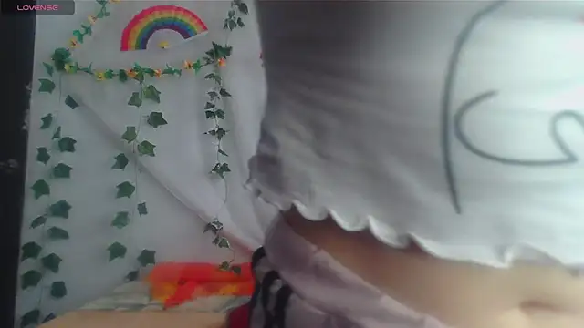 Snapshot of Mitsuha_gate chatting on 02-06-26, 04:54 Mitsuha gate online show from 02-06-26, 04:54