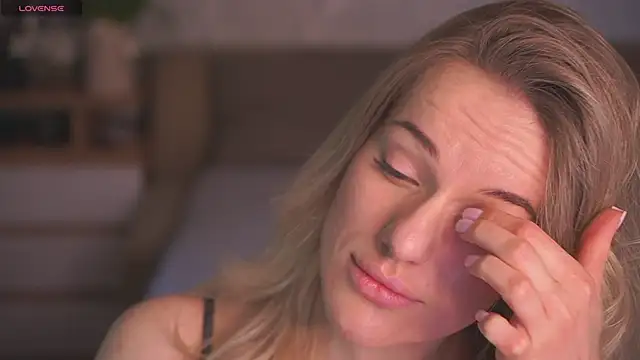 Vanille Mystery online show from 04-22-26, 07:44