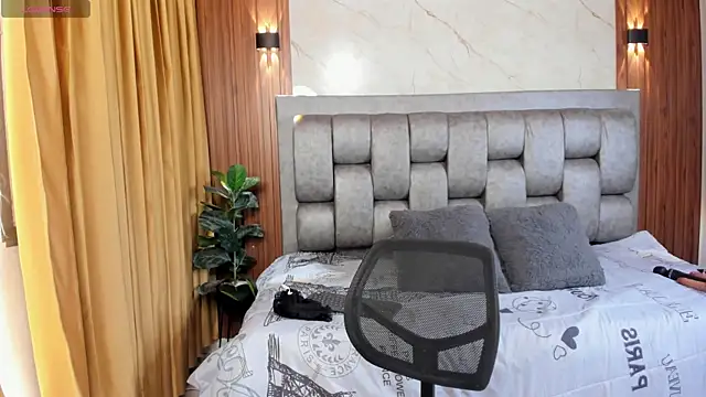 More Hott online show from 09-15-25, 06:52