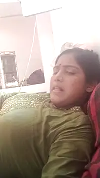 Guriya0076 online show from 05-14-26, 03:57