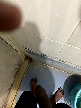 Snapshot of kissyou__89 chatting on 10-30-25, 02:07 kissyou 89 online show from 10-30-25, 02:07