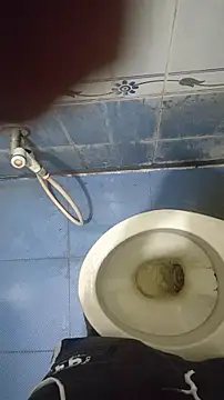 Snapshot of kissyou__89 chatting on 11-12-25, 06:19 kissyou 89 online show from 11-12-25, 06:19