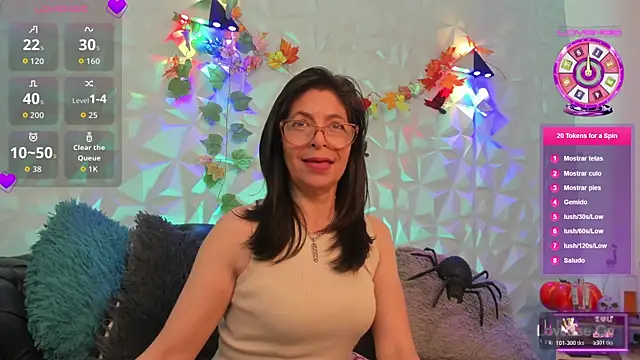 SabinaDeluxe cg online show from 10-29-25, 12:18