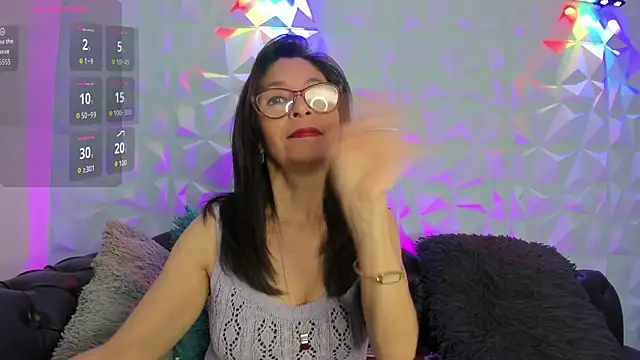 SabinaDeluxe cg online show from 12-20-25, 12:12