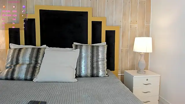 isabellasouza online show from 01-11-26, 07:52