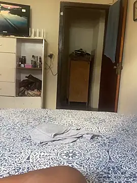 PIROCAGG21 online show from 03-29-26, 04:51