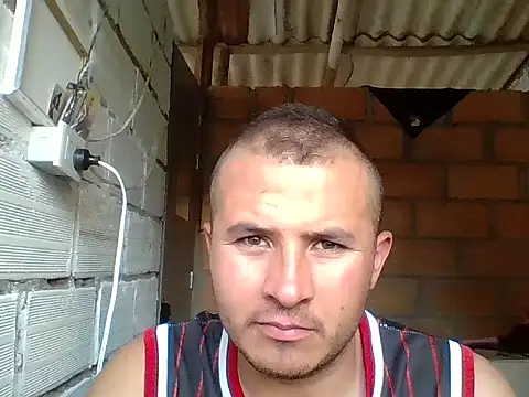 Snapshot of santiii___12 chatting on 11-30-25, 10:03 santiii 12 online show from 11-30-25, 10:03