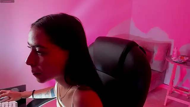 ValkaGrecco online show from 01-13-26, 11:32