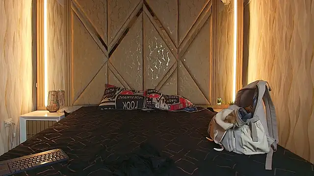 Hotcouple 222 online show from 03-28-26, 07:30