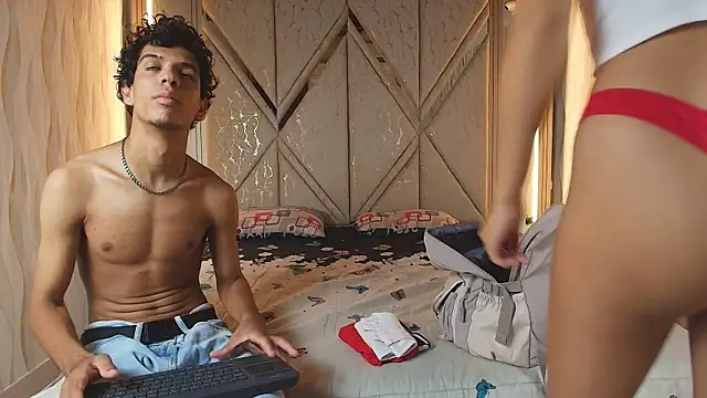 Hotcouple 222 online show from 04-13-26, 01:27