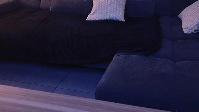 Snapshot of GermanBiHardcore chatting on 11-12-25, 08:30 GermanBiHardcore online show from 11-12-25, 08:30