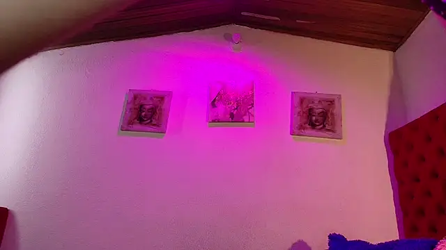 Victoria Thompson1 online show from 10-08-25, 08:39