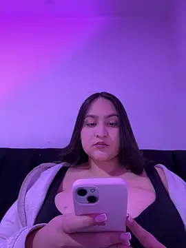 Abby Collings online show from 04-27-26, 04:05