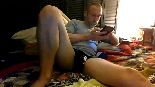 Scott654538 online show from 03-25-26, 08:20