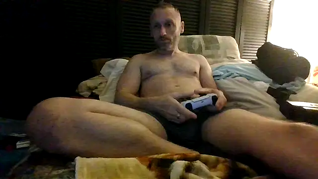 Snapshot of Scott654538 chatting on 05-21-26, 07:15 Scott654538 online show from 05-21-26, 07:15