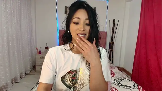 hannagomez 24 online show from 09-13-25, 01:05