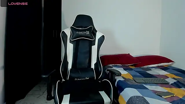 bryan mugn online show from 11-30-25, 04:16