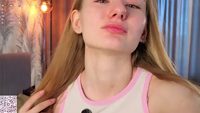 ElvinaRose online show from 04-30-26, 05:36