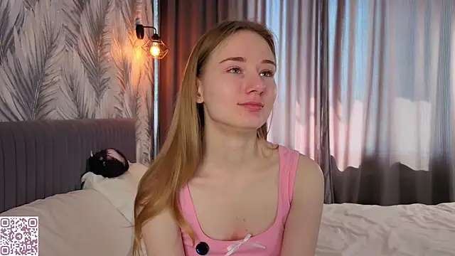 ElvinaRose online show from 05-19-26, 07:15