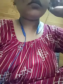 Snapshot of Cute_Amiya chatting on 09-13-25, 04:51 Cute Amiya online show from 09-13-25, 04:51