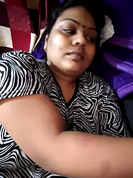 Snapshot of Cute_Amiya chatting on 09-19-25, 09:22 Cute Amiya online show from 09-19-25, 09:22