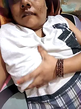 Snapshot of Cute_Amiya chatting on 11-03-25, 02:57 Cute Amiya online show from 11-03-25, 02:57