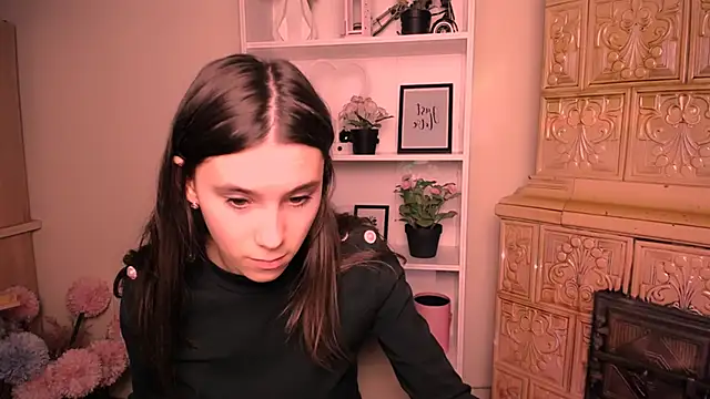 Snapshot of RosaRay_ chatting on 04-24-26, 06:38 RosaRay online show from 04-24-26, 06:38